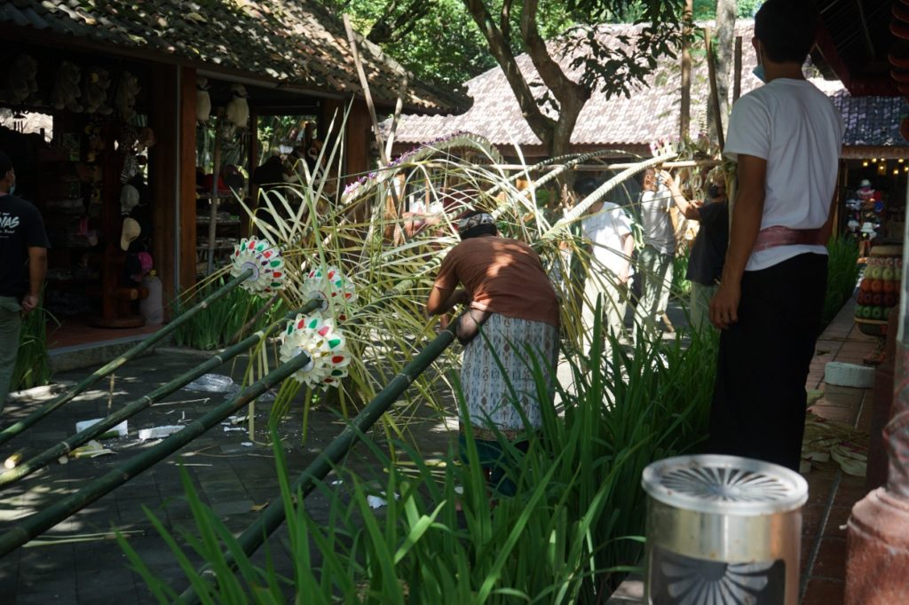 Creating Penjor in Galungan and Kuningan Day