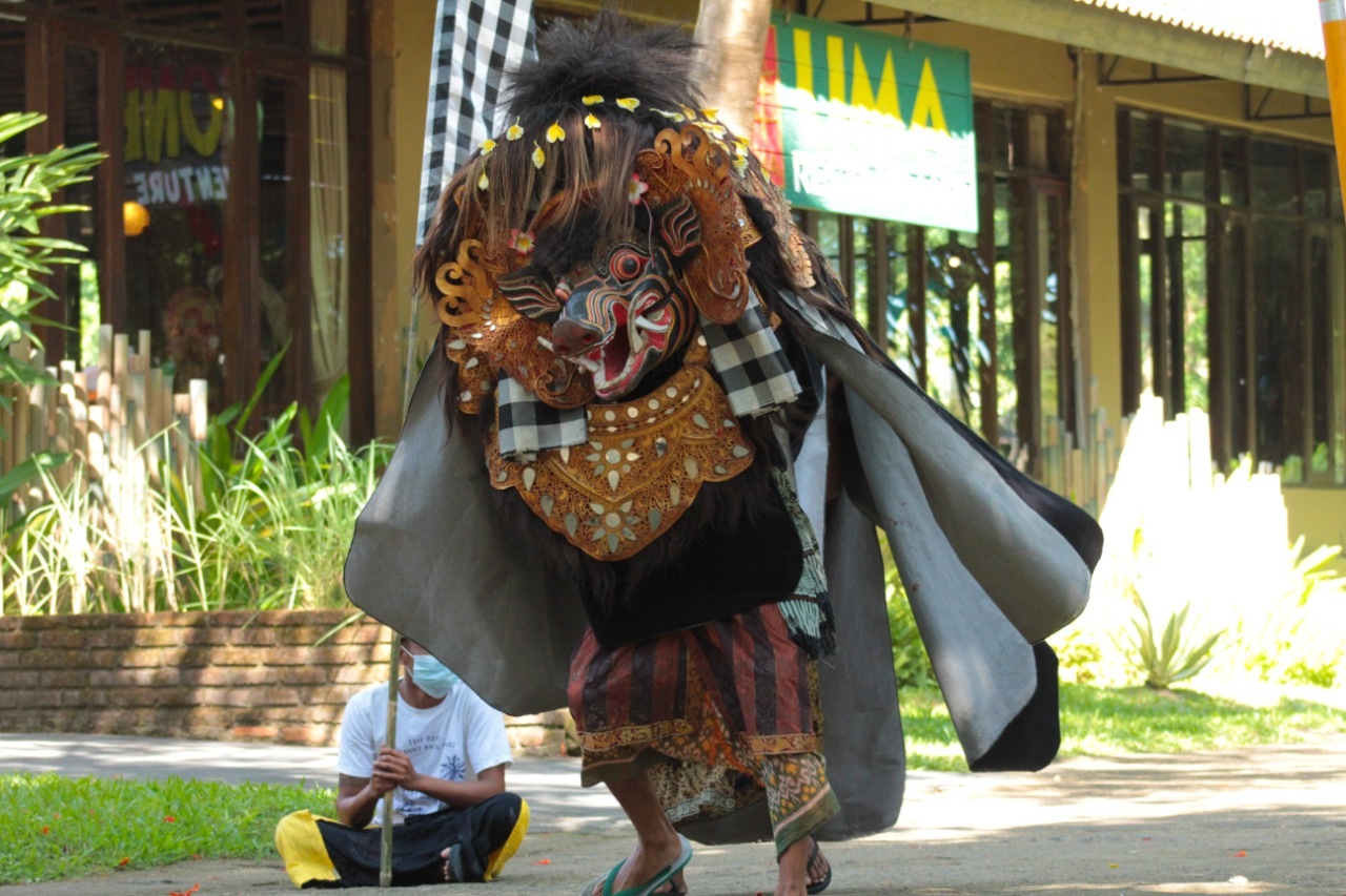 peken-bali-safari-balinese-traditional-activities